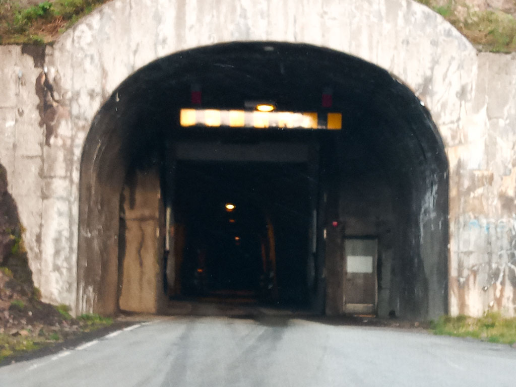 Single Lane Tunnel